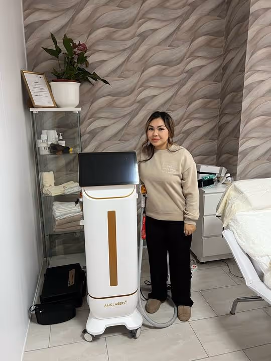 Kamila S. — KS Beauty Lounge · Germany